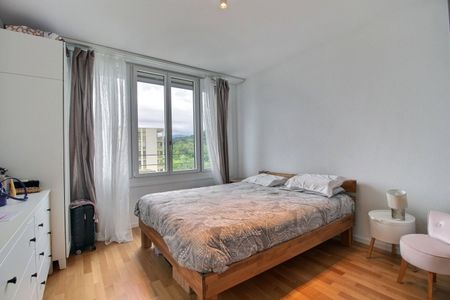 3.5 Zimmer, 90 m², 5. Stock - Photo 3