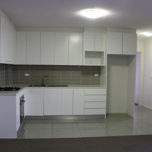 Modern living, Great Location - Photo 2