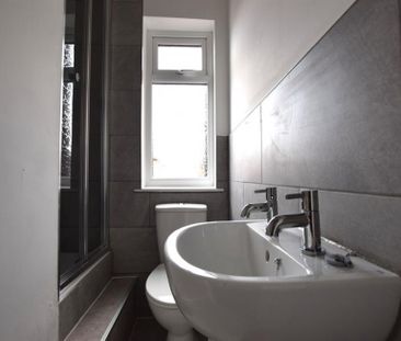 2 Bedroom Terraced To Let - Photo 6