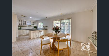 A LITTLE PIECE OF OLDE BERWICK CHARM - Photo 3