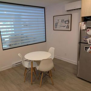 4 1/2 – CESSION DE BAIL PLATEAU MONT-ROYAL – DISPO LE 11/12/2025 - Photo 2