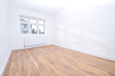 3 bedroom end of terrace house to rent - Photo 5