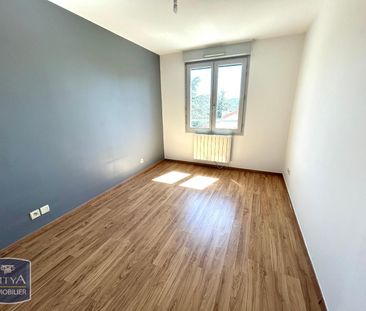 Location Appartement 3 pièces 59m² ST ETIENNE 42000 - Photo 3