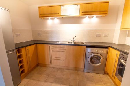 2 bedroom apartment to rent - Photo 3