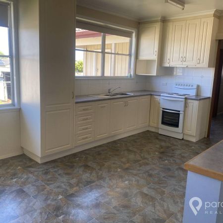 RENTAL IN TOORA - Photo 3