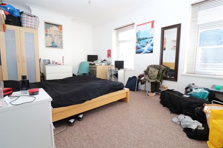 Cottrell Road, Roath - Photo 2