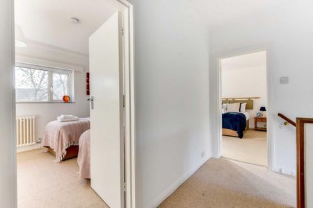 3 bedroom detached house to rent - Photo 5