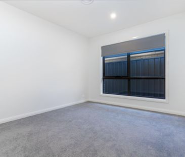 9 Quigley Street, Googong - Photo 3