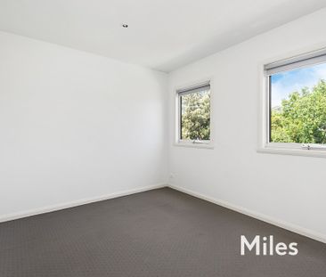 3/8 Station Road, Rosanna - Photo 1