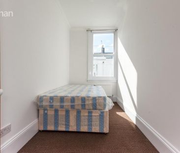 6 bedroom terraced house to rent - Photo 5