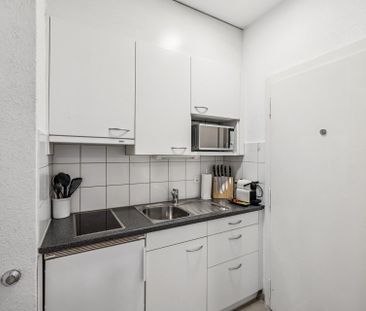 Möblierte 1.5-Zimmer-Wohnung mit Service im Zentrum Biel/Bienne - Photo 6