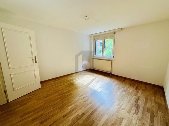 STYLISH AND ELEGANT WITH A VIEW - Photo 1