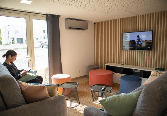 Studio de 23 à 25m² meublé et équipé (XL) - Photo 1