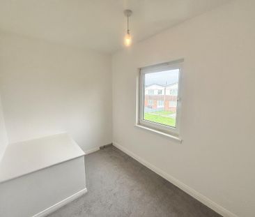 3 bedroom terraced house to rent - Photo 6