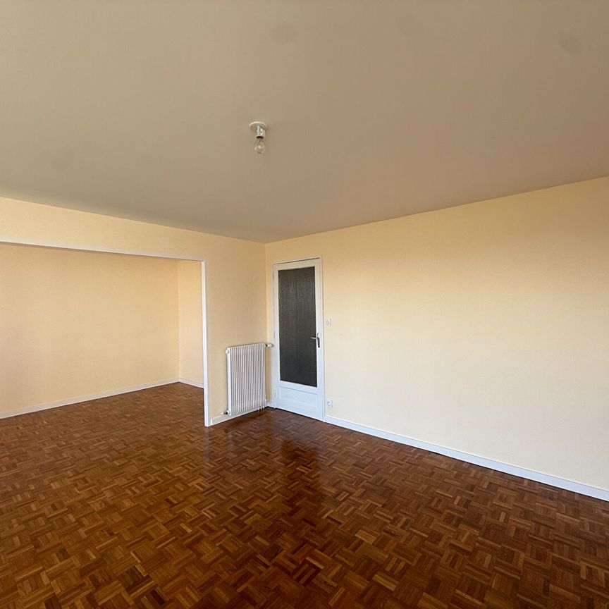 Location Appartement 4 pièces 82m² REDON 35600 - Photo 1