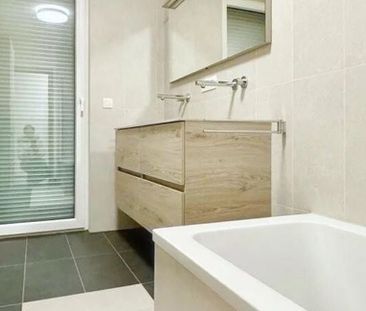 Woning te huur in Ukkel voor € 3.000 met 4 slaapkamers - Photo 6