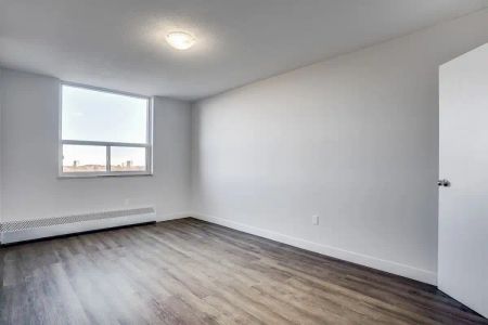 10 Tuxedo Court Apartments — 1 Bedroom available at 10 Tuxedo Court, Scarborough - Photo 2