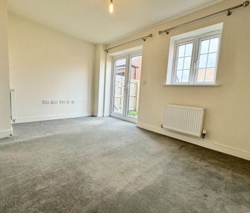 3 bedroom end of terrace house to rent - Photo 5
