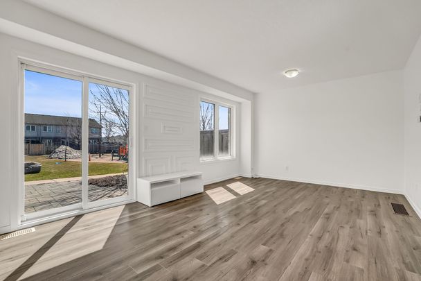 For Lease - 75 Prince William Way Unit# 6, Barrie, Ontario - Photo 1