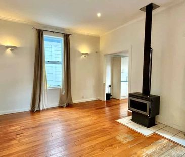 Spacious 4-Bedroom Character Home - Photo 4