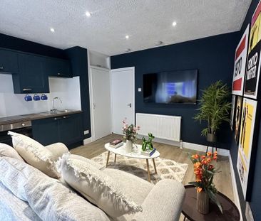 1 bedroom flat to rent - Photo 2