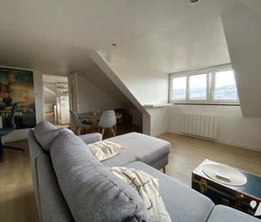 Appartement 2 pièces mansardées avec parking à louer à ROUEN proche... - Photo 2