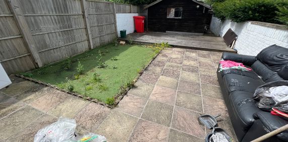 Westbourne Road, Uxbridge - Photo 2