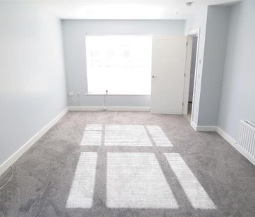 7 Atherton Square, Lurgan, Craigavon, BT66 8FJ - Photo 3