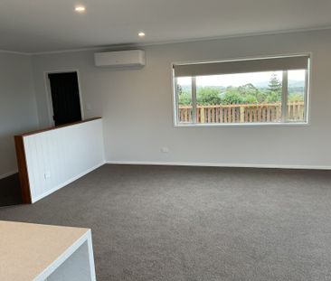 JUST LIKE NEW! - Photo 1