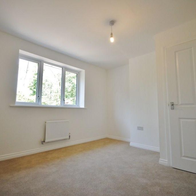 2 bedroom semi-detached house to rent - Photo 1
