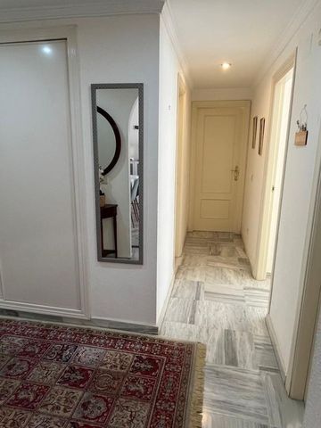 2 bedroom luxury Apartment for rent in The Golden Mile, Spain - Photo 3