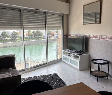 Location Appartement 1 pièce 46m² LES SABLES D OLONNE 85100 - Photo 1