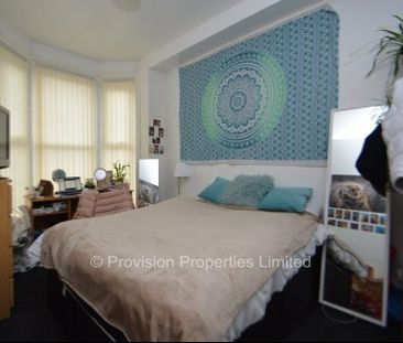 5 Bed Student Properties Hyde Park Leeds - Photo 1