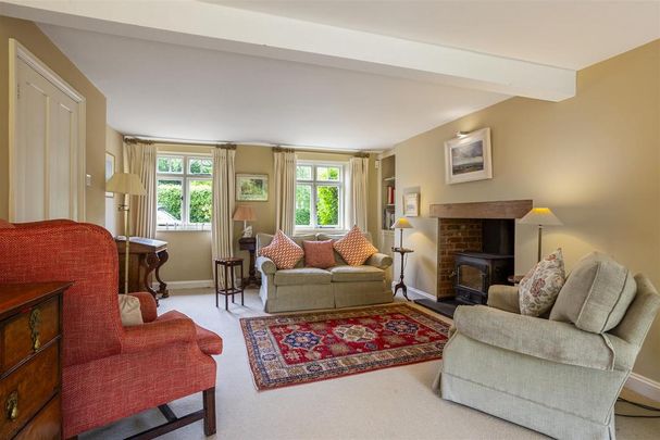 5 bedroom detached house to rent - Photo 1