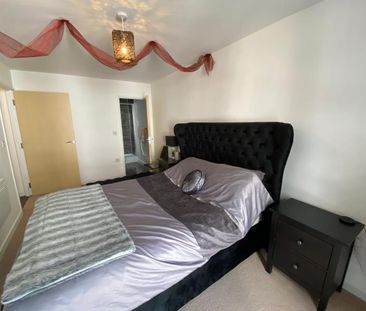 2 bedroom apartment to rent - Photo 3