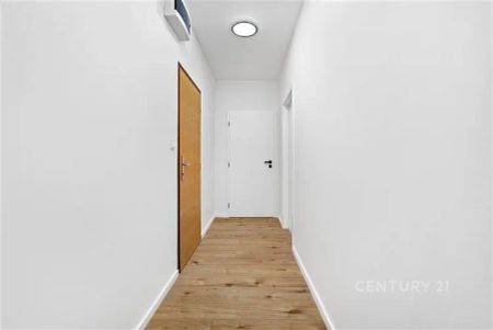 Pronájem kompletně zrekonstruovaného bytu 2+1, 43,6 m - Fotografie 2