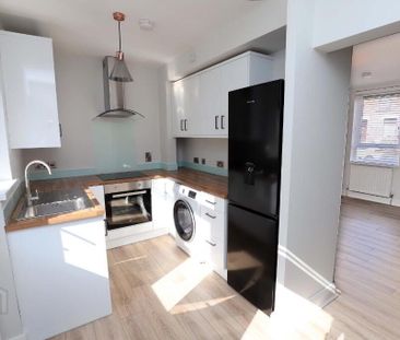44 Olympia Drive, Belfast, BT12 6NH - Photo 6
