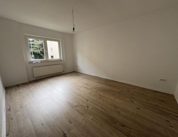 Jetzt frei! 2-Zimmer-Wohnung im EG in Essen Altendorf - Photo 1