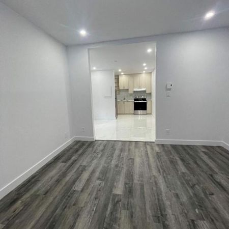 1 CH - 1 SDB - Montréal - $1,700 /mo - Photo 4