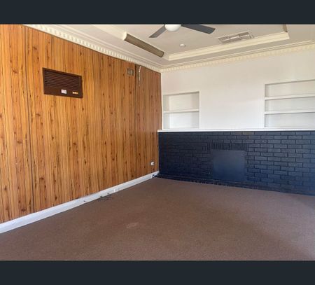 183 Murton St, Broken Hill, NSW 2880 - Photo 3