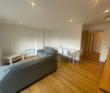 3 Bed Flat, Every Street, M4 - Photo 6