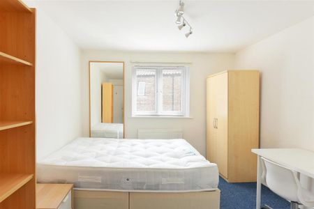 4 bedroom house to rent - Photo 4