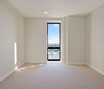 Middle Road, London - Photo 3