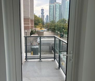 For Lease - 202 Burnhamthorpe Road Unit# 203, Mississauga, Ontario - Photo 2