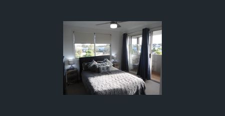 3 bedroom house, 10min walk to Carseldine train station - Photo 5