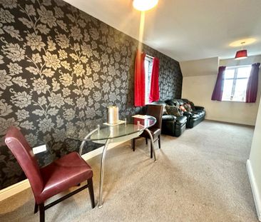 2 bedroom apartment to rent - Photo 3