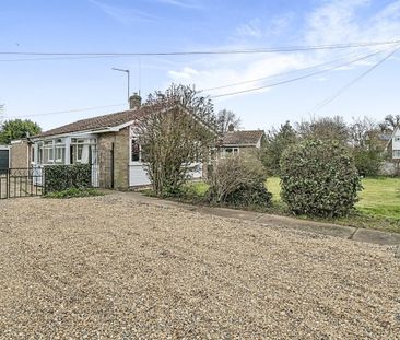 Poplar Drive, Filby, GREAT YARMOUTH - Photo 2