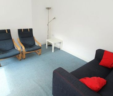 3 bedroom detached house to rent - Photo 3