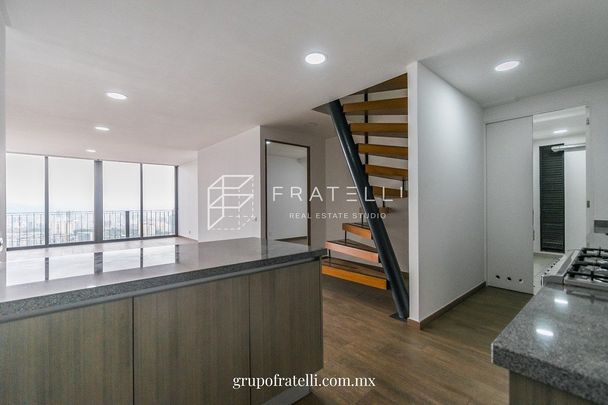 Espectacular PenthouseEN RENTA con Terraza Privada de 70m² - Photo 1