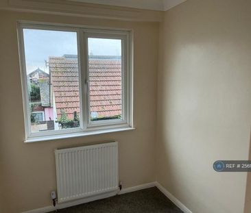3 bedroom terraced house to rent - Photo 6